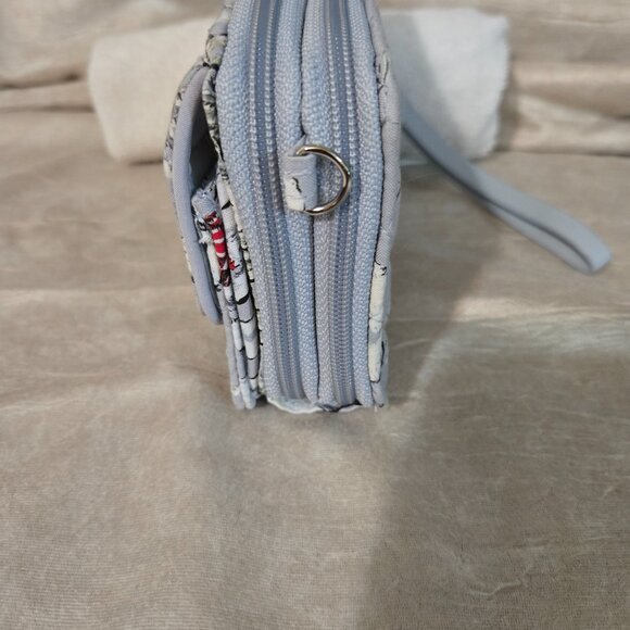 Vera Bradley Polar Bear Wristlet - Picture 4 of 7